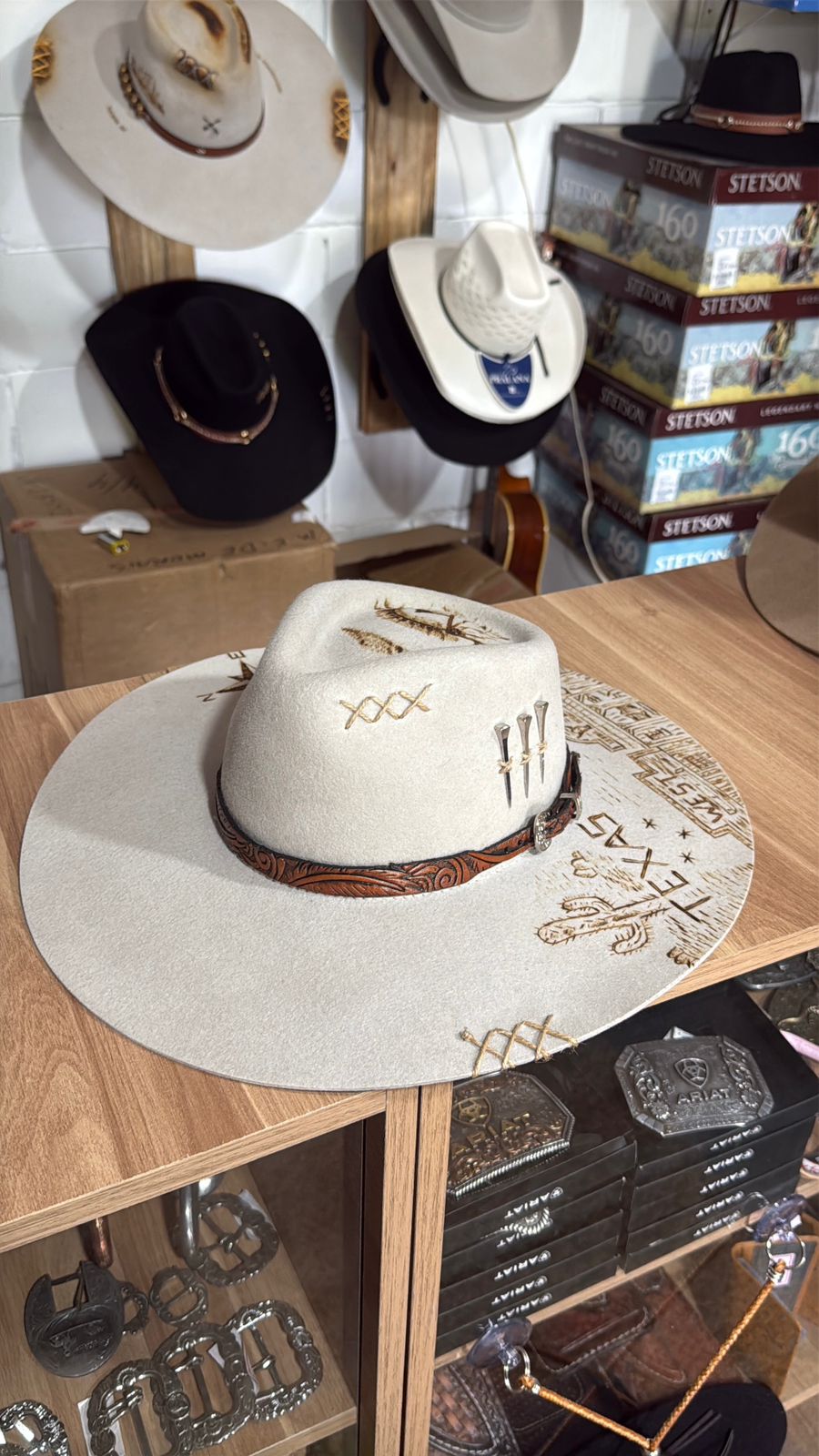CHAPÉU PERSONALIZADO GELO CASCA DE BALA ABA 10 DESENHADO - foto 4