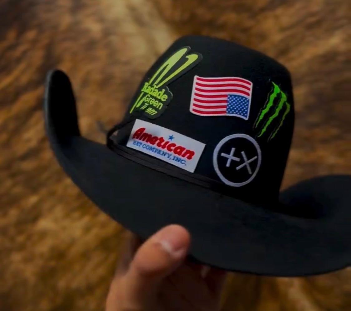 Chapeu 3 Pralana preto + Adesivos - foto 3